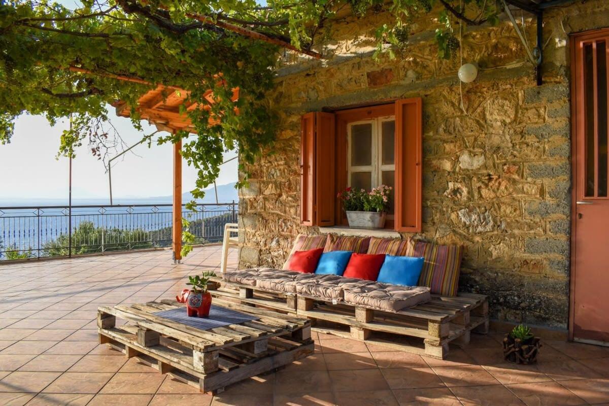 Coastal Stone Residence With Spectacular Scenery Kitriaí Buitenkant foto